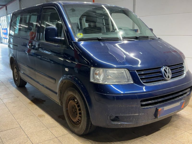 Volkswagen T5 Multivan 2.5 TDI Comfortline 2004 – снимка 12