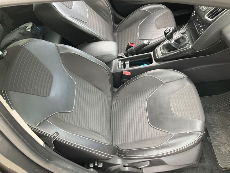 Ford Focus 1.5 EcoBoost Titanium 2016 – снимка 26
