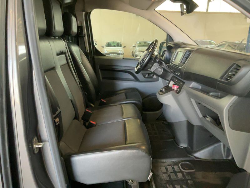 Peugeot Expert 2.0 Blue-HDi Asphalt L3 2020 – снимка 16