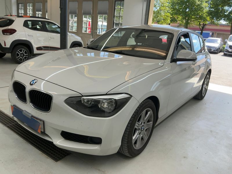 BMW 1er 116i 2012 – снимка 1