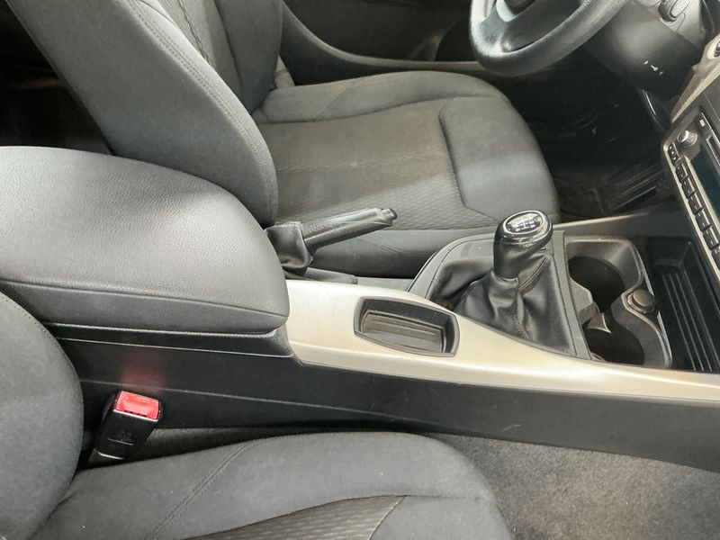 BMW 1er 116i 2012 – снимка 23