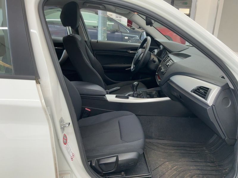 BMW 1er 116i 2012 – снимка 16