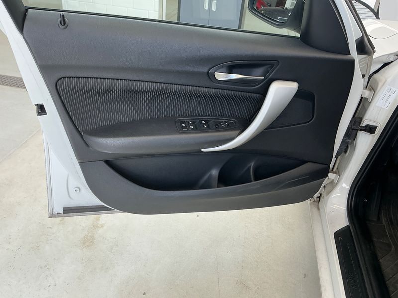 BMW 1er 116i 2012 – снимка 26