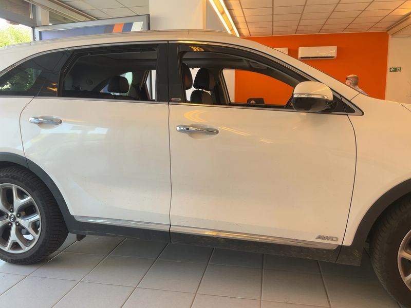 Kia Sorento 2.2 CRDi R 4WD 2017 – снимка 10