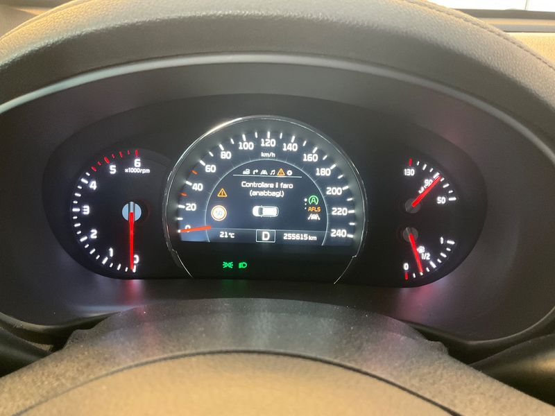 Kia Sorento 2.2 CRDi R 4WD 2017 – снимка 18