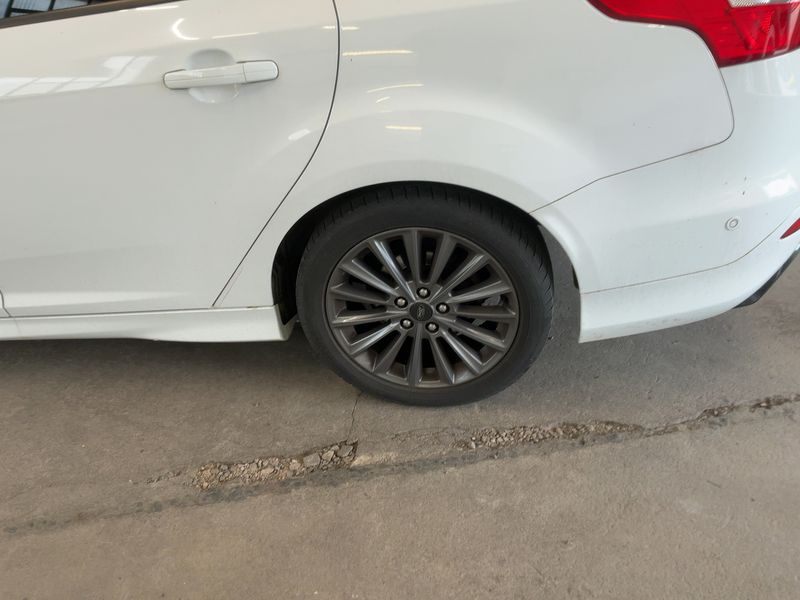 Ford Focus 1.0 EcoBoost ST-Line 2017 – снимка 5