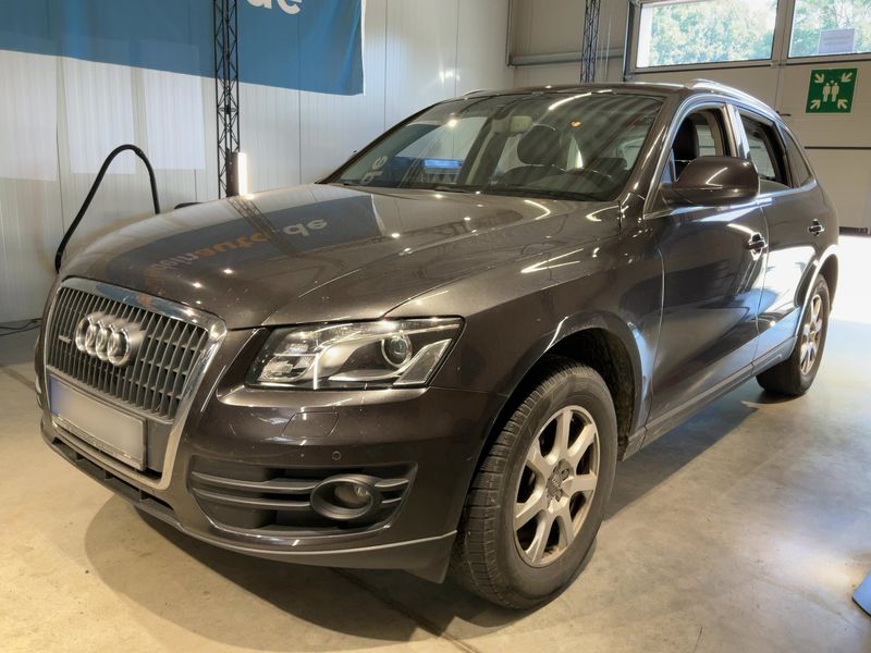 Audi Q5 2.0 TDI quattro 2009 – снимка 1