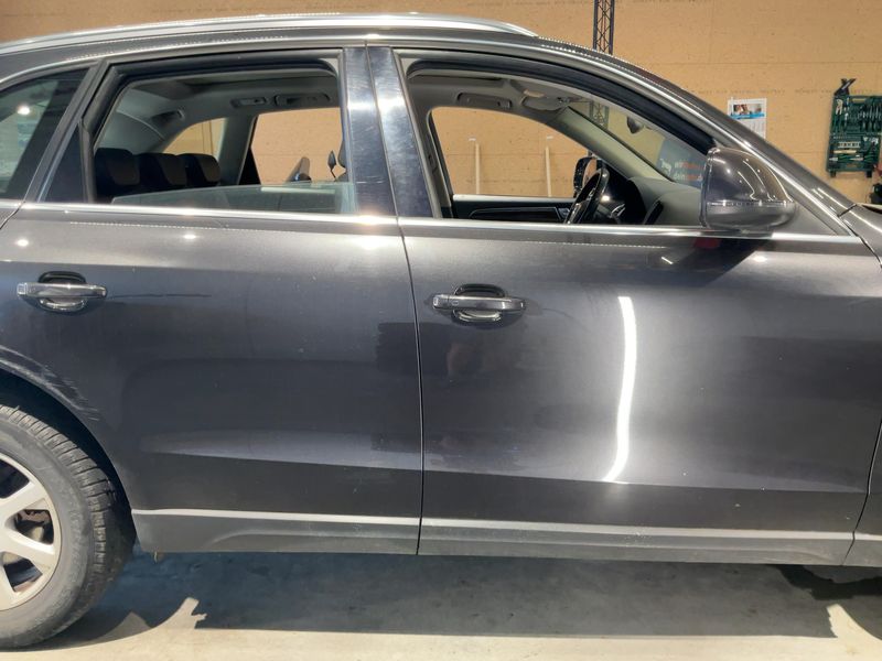 Audi Q5 2.0 TDI quattro 2009 – снимка 10