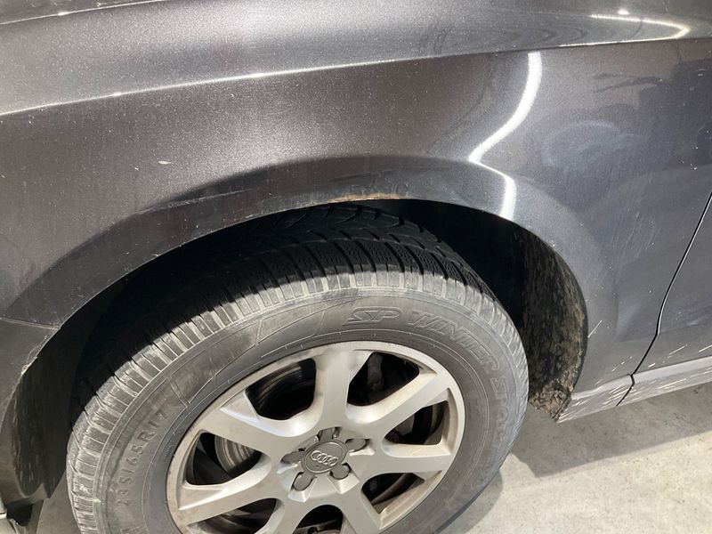 Audi Q5 2.0 TDI quattro 2009 – снимка 30
