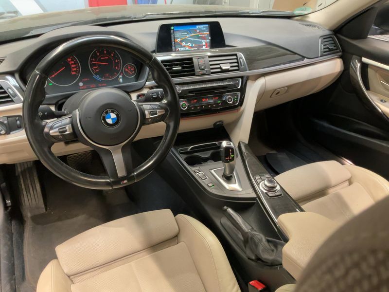 BMW 3er 330d xDrive Sport Line 2015 – снимка 12