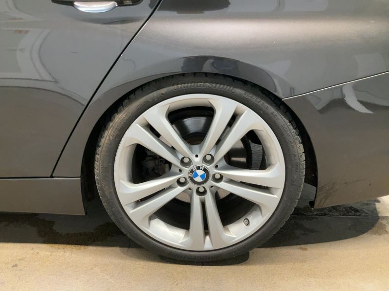 BMW 3er 330d xDrive Sport Line 2015 – снимка 18