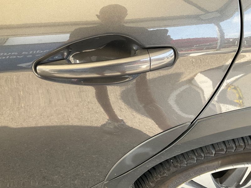 Peugeot 2008 1.6 Blue-HDi Allure 2017 – снимка 27