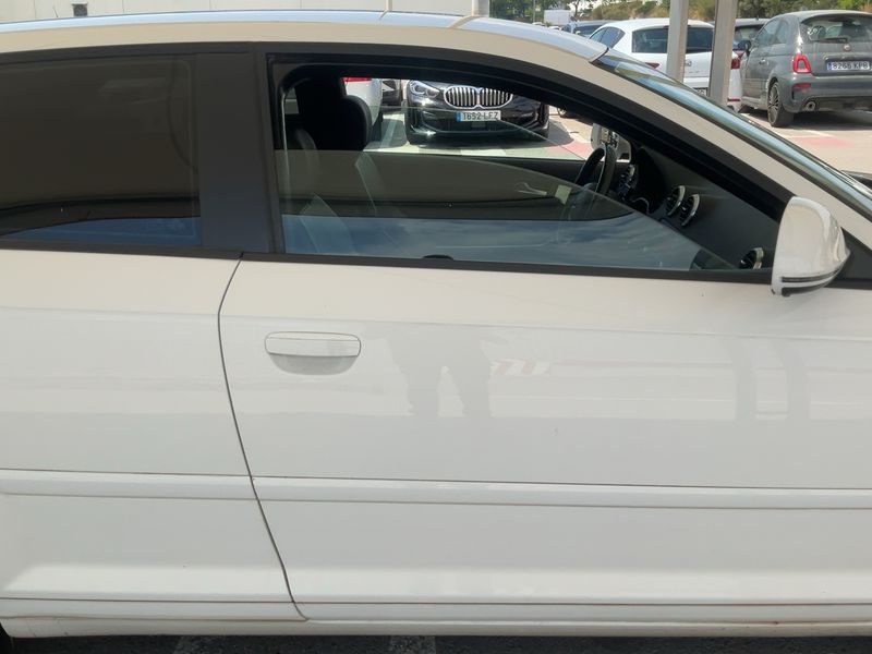 Audi A3 1.6 TDI Ambition 2009 – снимка 10