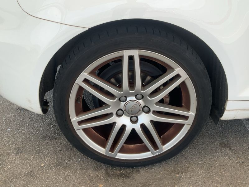 Audi A3 1.6 TDI Ambition 2009 – снимка 9