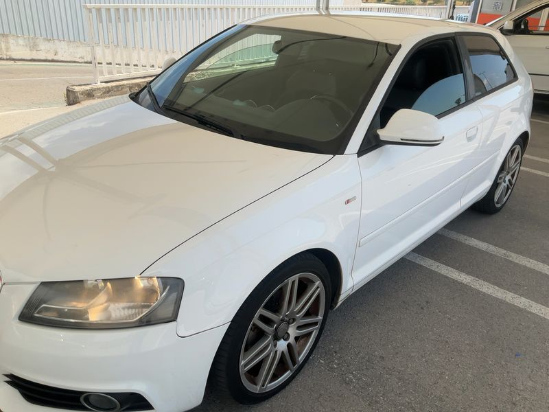 Audi A3 1.6 TDI Ambition 2009 – снимка 2