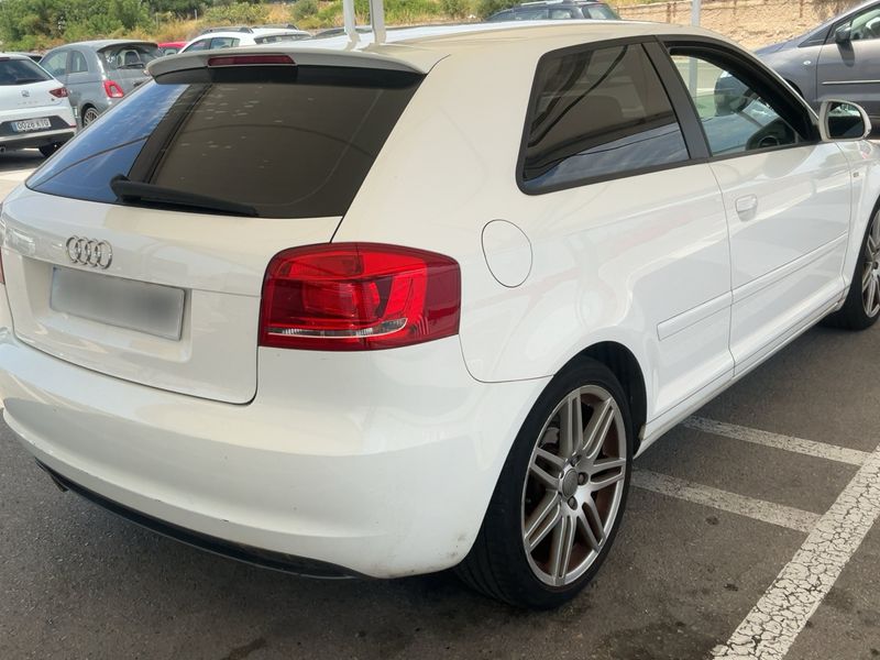 Audi A3 1.6 TDI Ambition 2009 – снимка 8