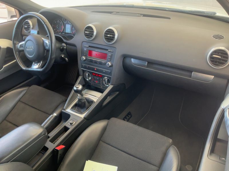 Audi A3 1.6 TDI Ambition 2009 – снимка 17