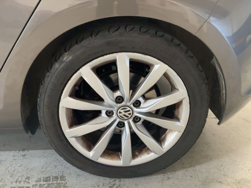 Volkswagen Golf VII 2.0 TDI Carat 4Motion BlueMotion Tech 2014 – снимка 5