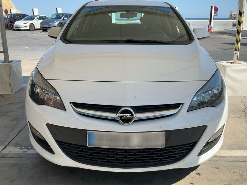 Opel Astra 1.6 CDTI DPF Selective 2015 – снимка 14