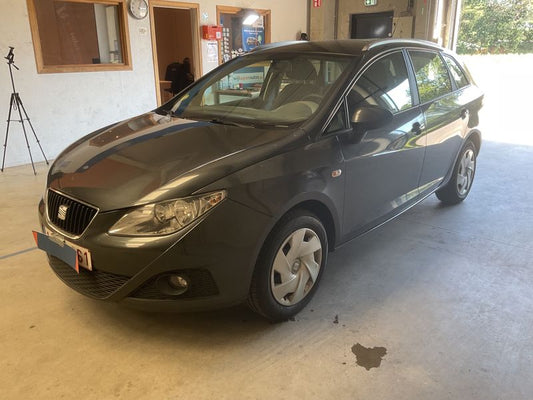 Seat Ibiza 1.6 TDI Style 2011 – снимка 1
