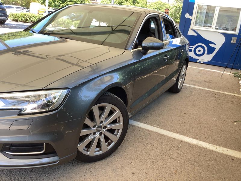 Audi A3 Limousine 1.6 TDI Design 2018 – снимка 2