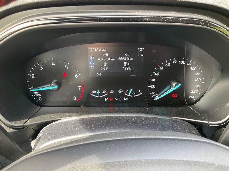 Ford Focus 1.0 EcoBoost Mild-Hybrid ST-Line 2023 – снимка 19