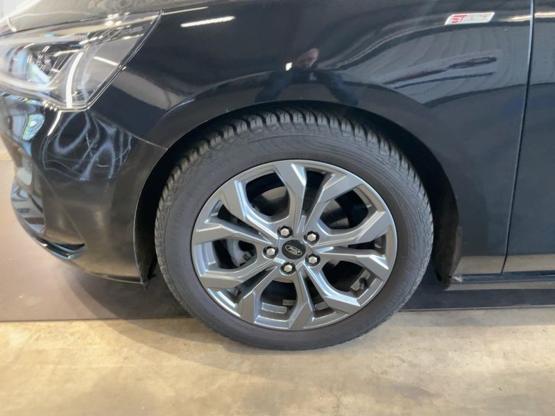 Ford Focus 1.0 EcoBoost Mild-Hybrid ST-Line 2023 – снимка 3