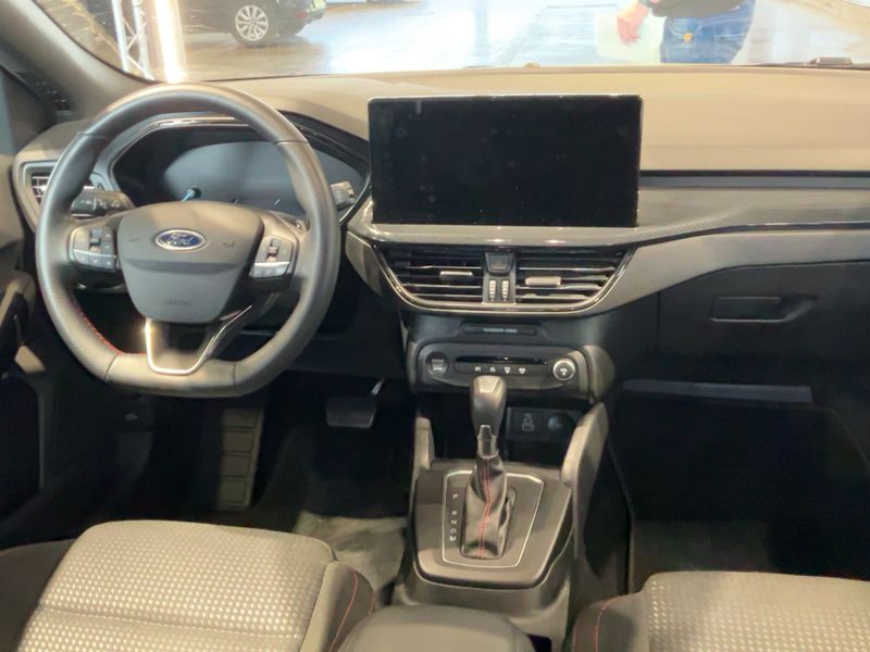 Ford Focus 1.0 EcoBoost Mild-Hybrid ST-Line 2023 – снимка 18
