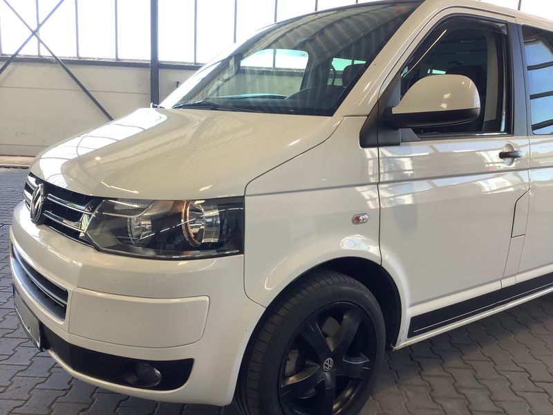 Volkswagen T5 Multivan 2.0 TDI Edition 25 2011 – снимка 2