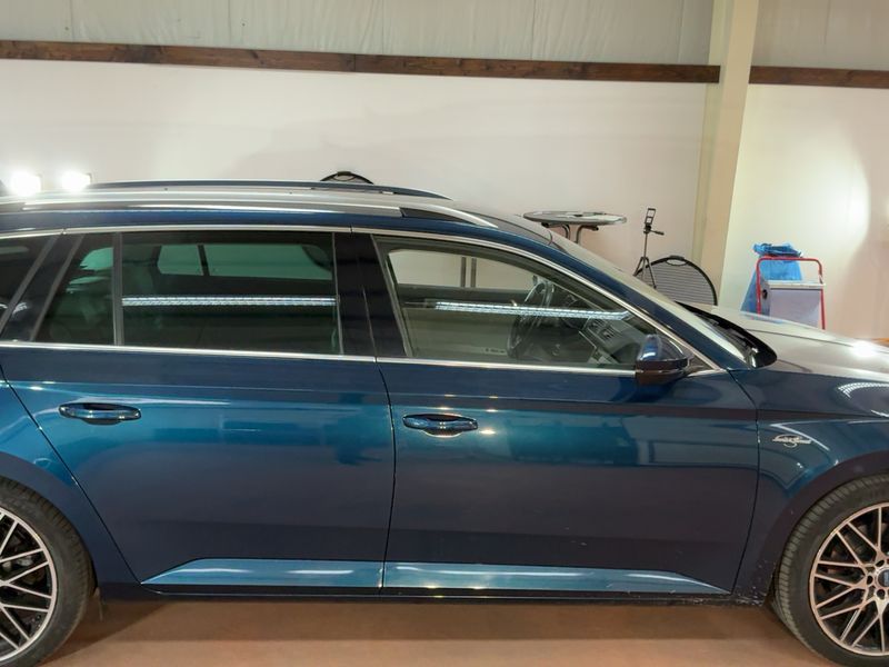 Skoda Superb 2.0 TDI Laurin & Klement 4x4 2019 – снимка 10