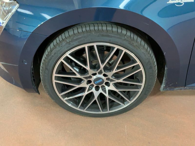 Skoda Superb 2.0 TDI Laurin & Klement 4x4 2019 – снимка 3