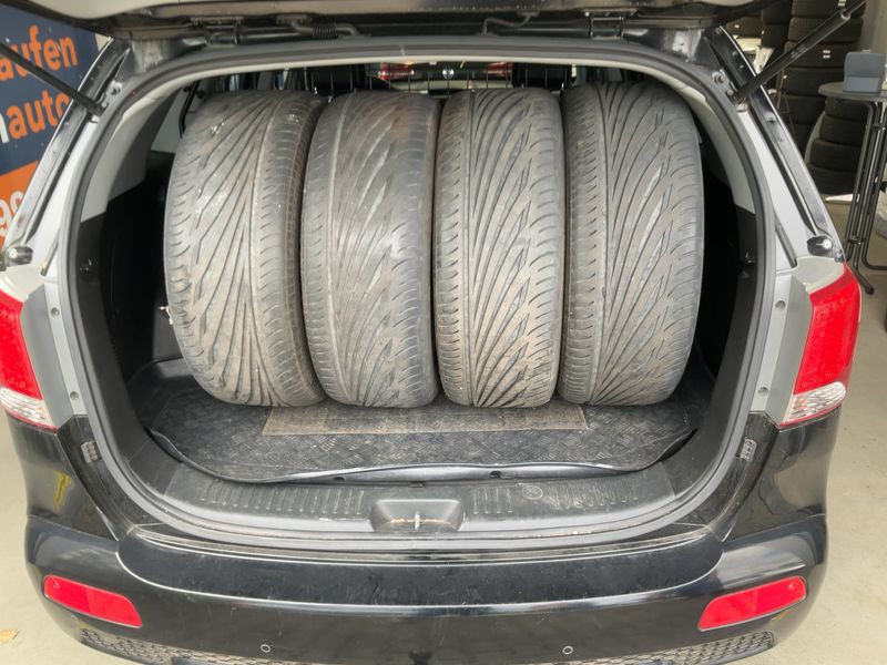 Kia Sorento 2.2 CRDi Spirit 4WD 2012 – снимка 16