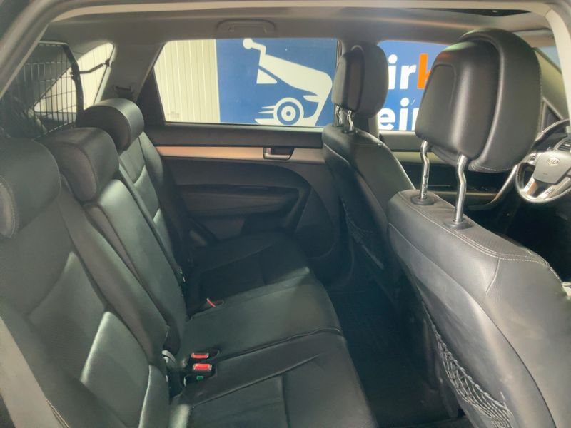 Kia Sorento 2.2 CRDi Spirit 4WD 2012 – снимка 20