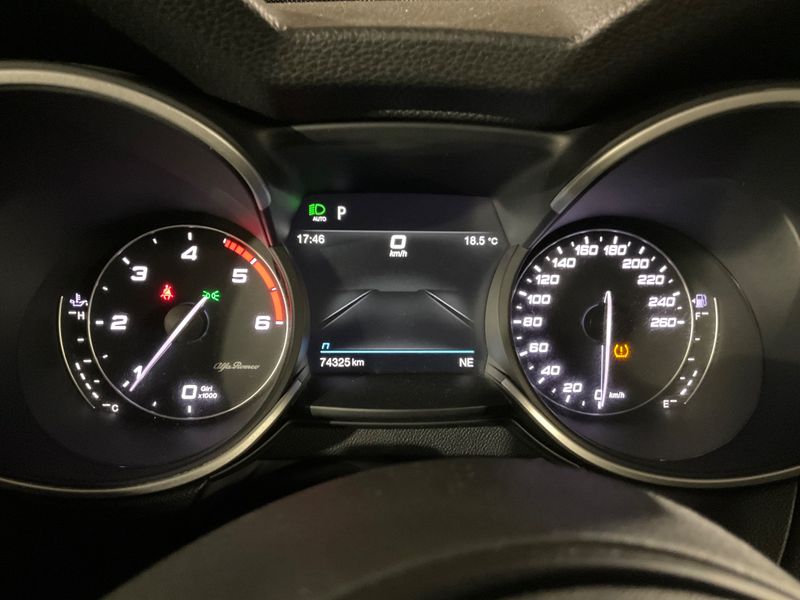 Alfa Romeo Stelvio 2.2 JTDM Business 2020 – снимка 18