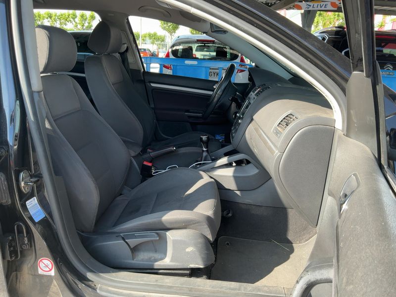 Volkswagen Golf V 2.0 TDI Sportline 2004 – снимка 11