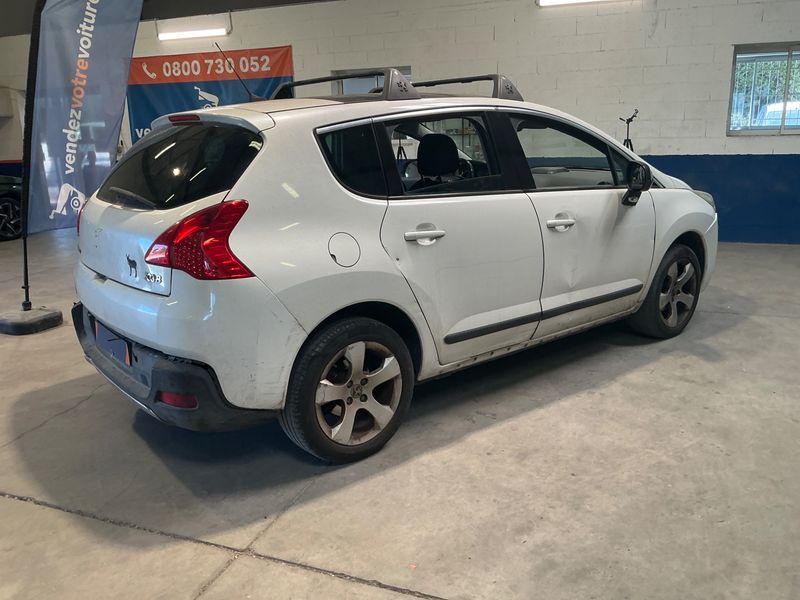 Peugeot 3008 1.6 HDi Premium Pack 2011 – снимка 2