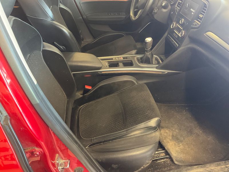Renault Megane 1.2 TCe Energy Intens 2017 – снимка 26