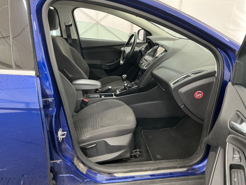 Ford Focus 1.5 TDCi Titanium 2015 – снимка 3