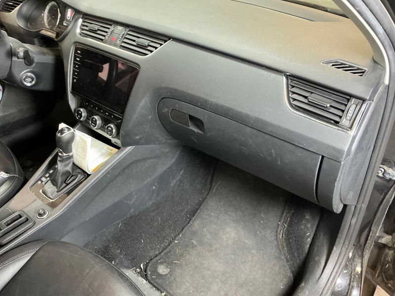 Skoda Octavia 2.0 TDI Style 2017 – снимка 31