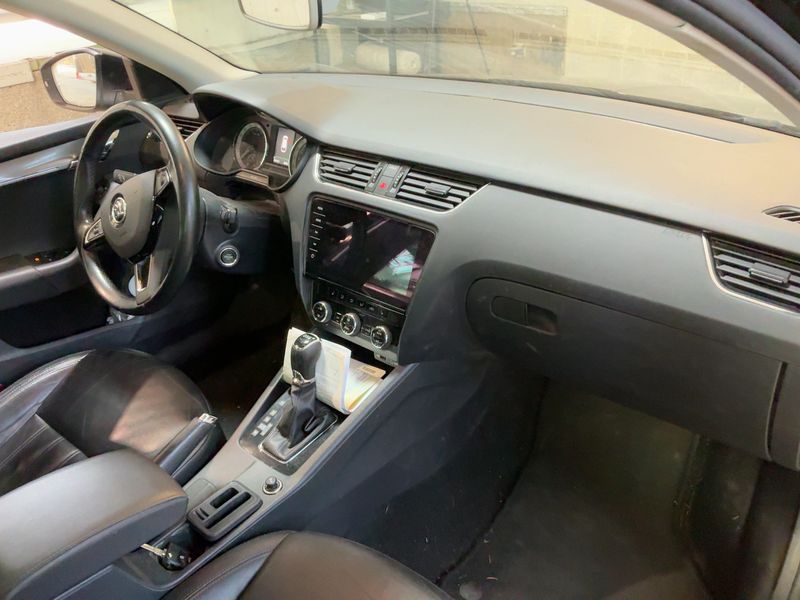 Skoda Octavia 2.0 TDI Style 2017 – снимка 17