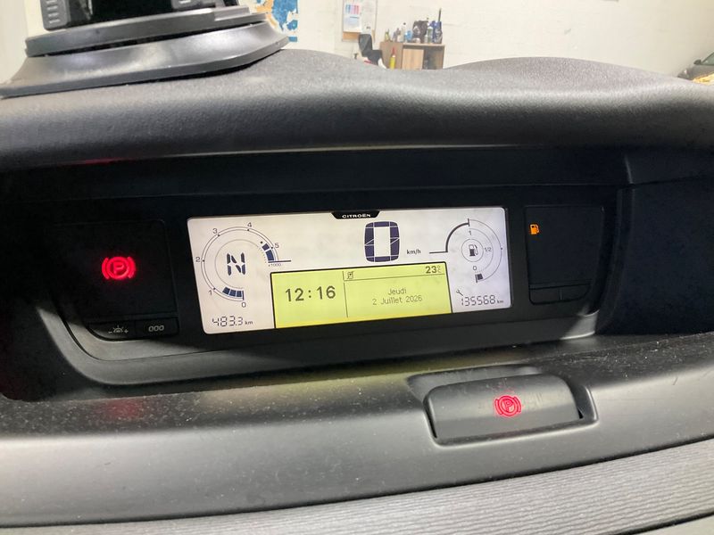 Citroen C4 Grand Picasso 2.0 HDi Confort 2010 – снимка 18
