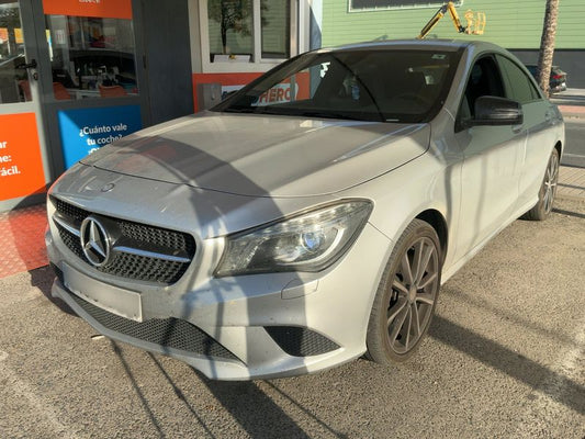 Mercedes-Benz CLA-Klasse CLA 200 d Urban 2016 – снимка 1