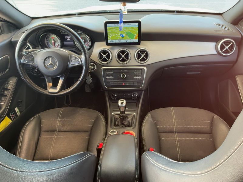 Mercedes-Benz CLA-Klasse CLA 200 d Urban 2016 – снимка 17