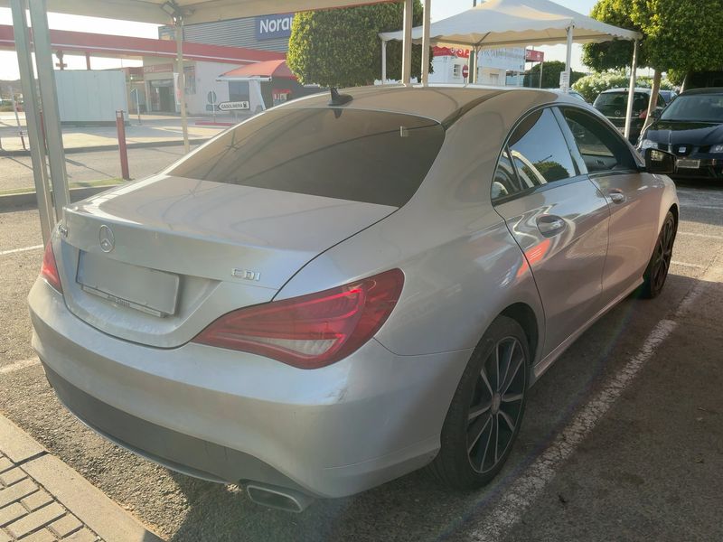 Mercedes-Benz CLA-Klasse CLA 200 d Urban 2016 – снимка 8