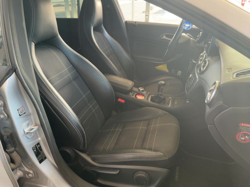Mercedes-Benz CLA-Klasse CLA 200 d Urban 2016 – снимка 16