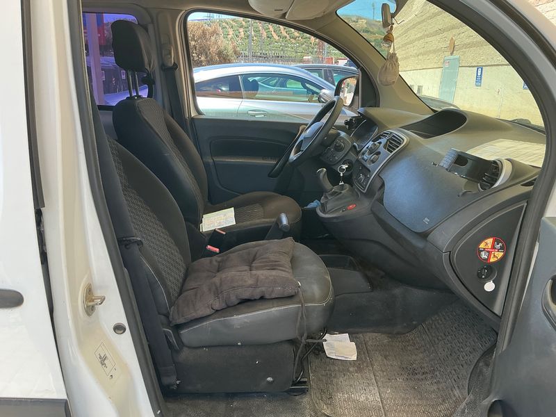 Renault Kangoo 1.5 dCi Profesional 2015 – снимка 16