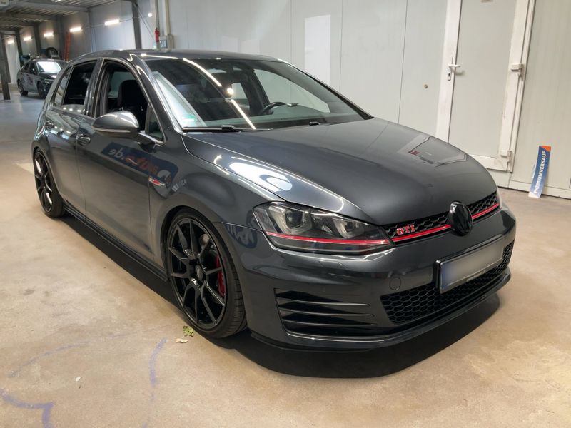 Volkswagen Golf VII 2.0 TFSI GTI "Performance" BlueMotion Tech 2016 – снимка 12