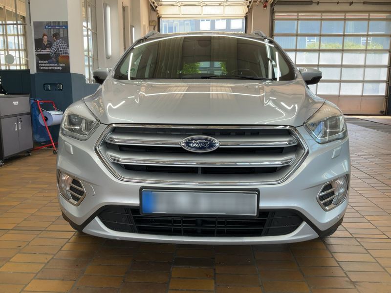Ford Kuga 2.0 TDCi Titanium 2017 – снимка 14