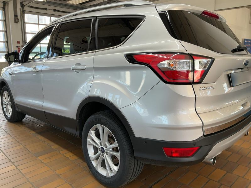 Ford Kuga 2.0 TDCi Titanium 2017 – снимка 6