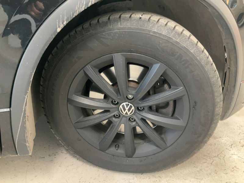 Volkswagen Tiguan 2.0 TDI R-Line 4Motion 2021 – снимка 11